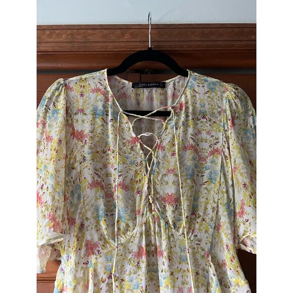 Zara Women’s Floral Lace Up Short Sleeve Blouse Smocked Back Multicolor Size S - Picture 8 of 8